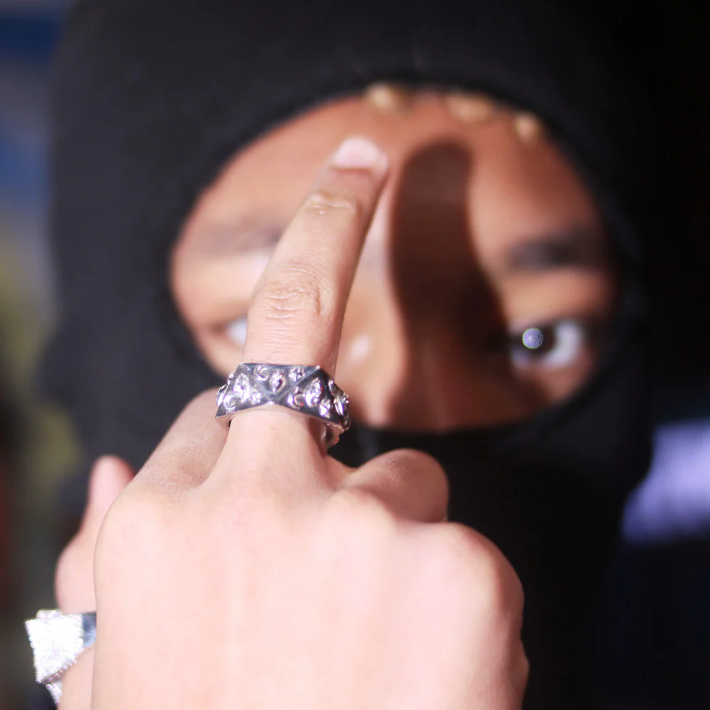 Thumb 4